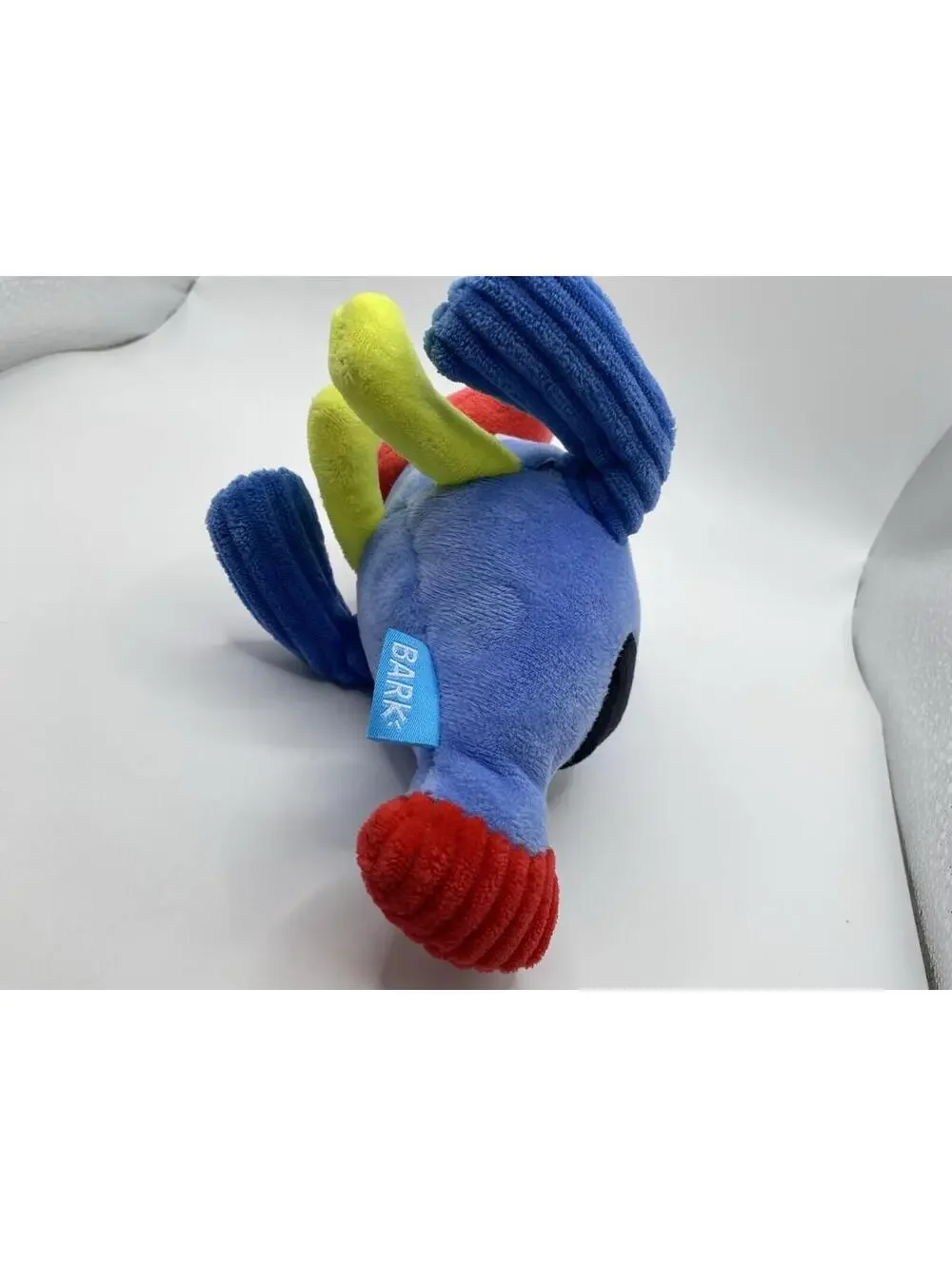 Bark Box Baltra Batfish Dog Toy Galapagos Tails Plush Treat  Trap Size M-L